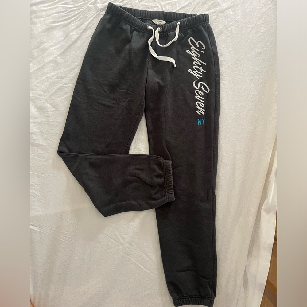 Aeropostale gray sweatpants